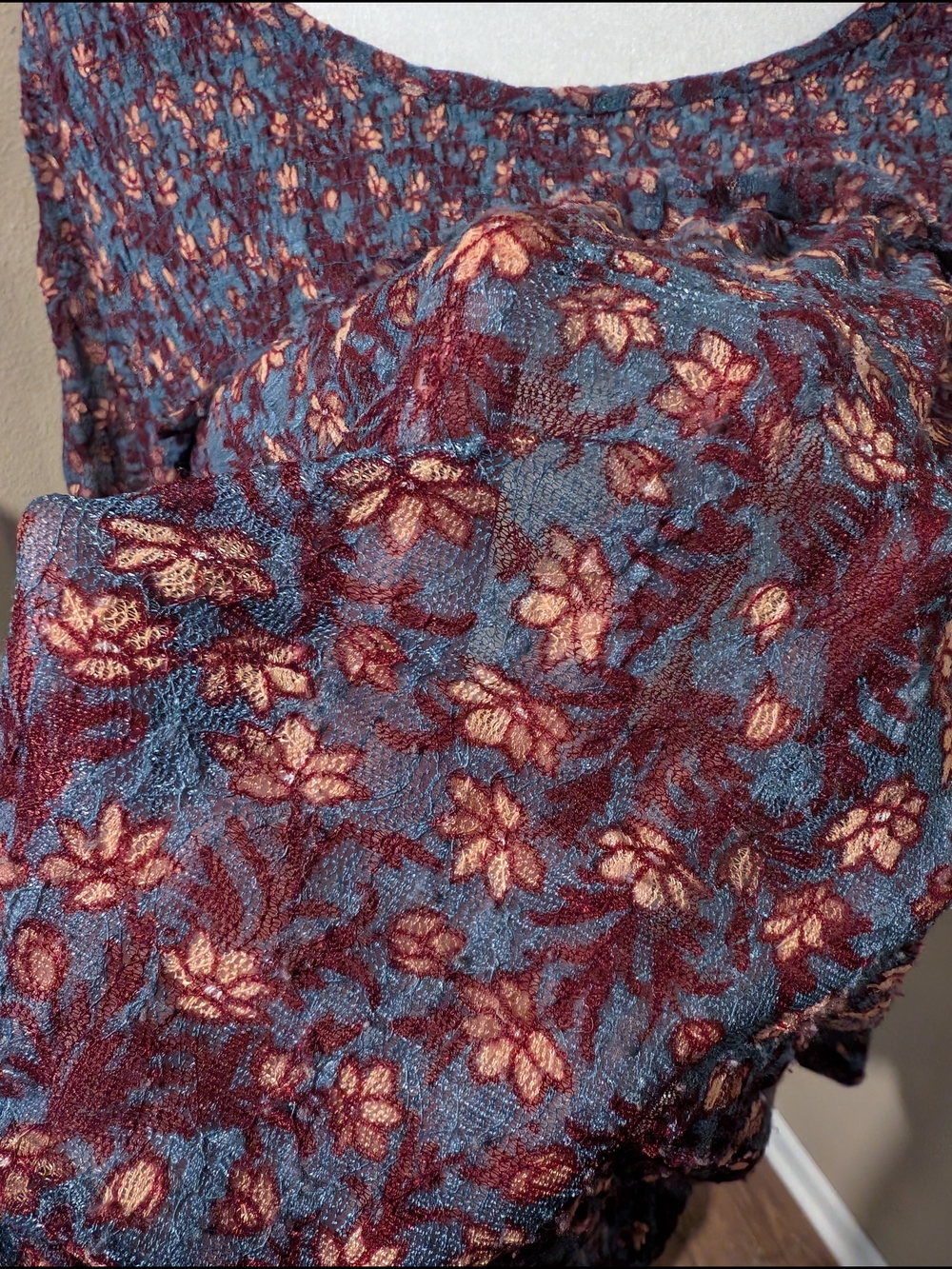 LOGO by Lori Goldstein 1X Blue and Burgundy Floral Tunic Top - Picture 7 of 10